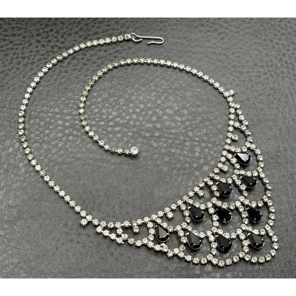 Vintage Rhinestone Crystal Black Clear Statement Necklace Silver Tone Bib READ
